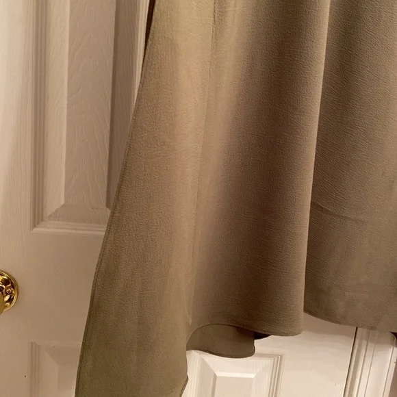 Michael Kors plus size handkerchief/Hem Top - Picture 3 of 6